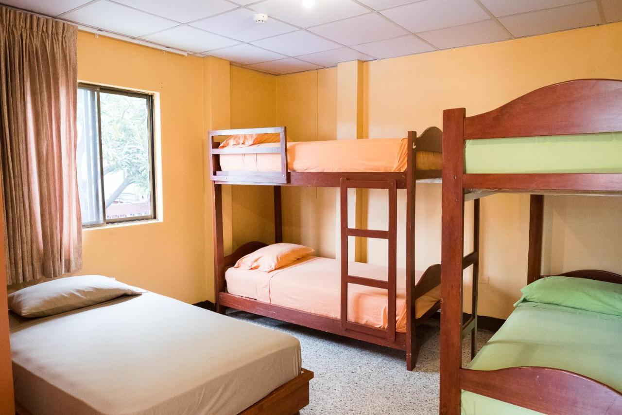 Hostel Nucapacha Guayaquil Zewnętrze zdjęcie